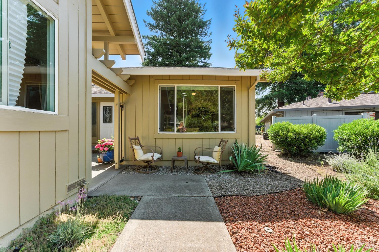 34 Aspen Meadows Cir