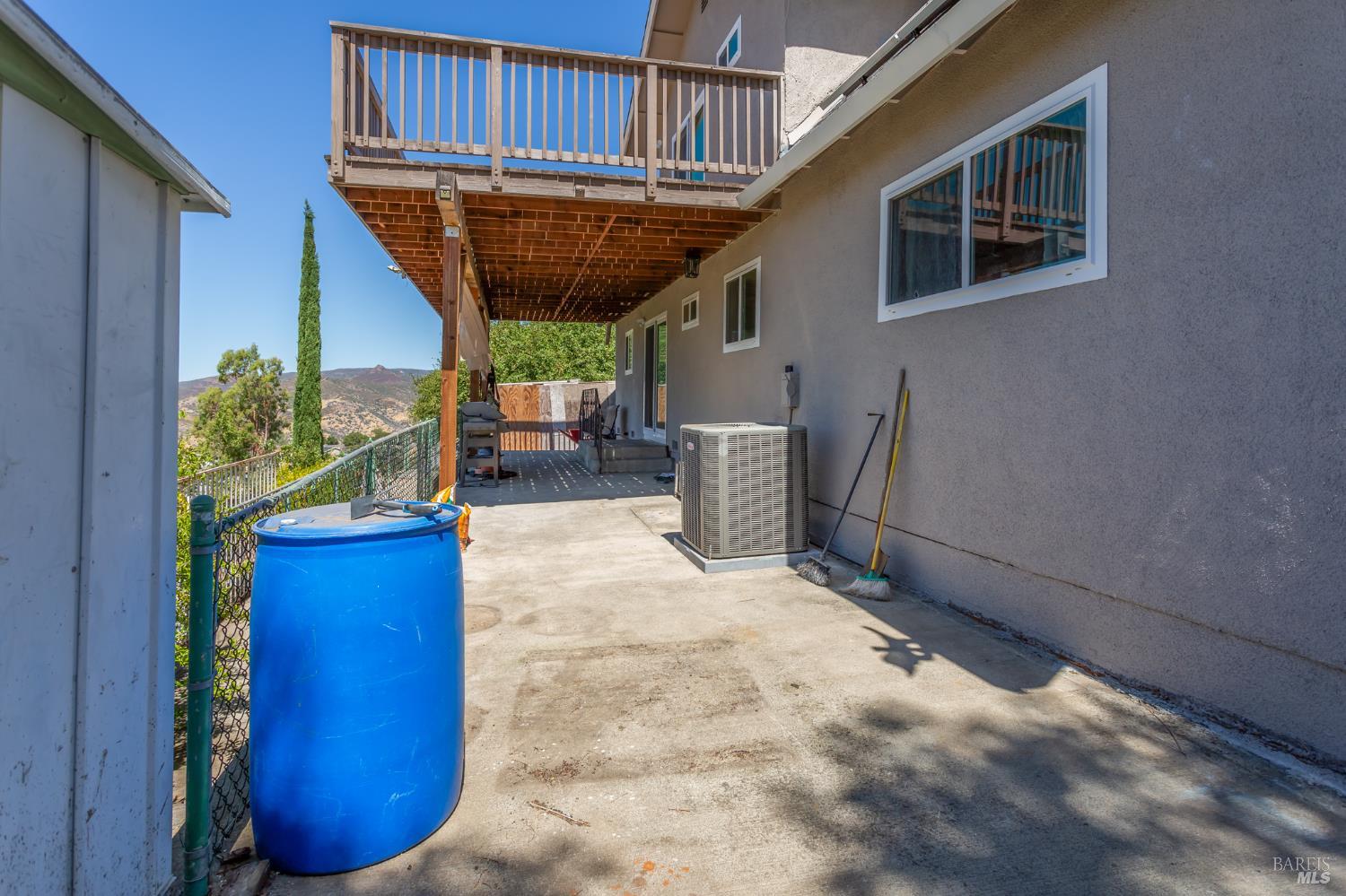 1135 Rimrock Dr