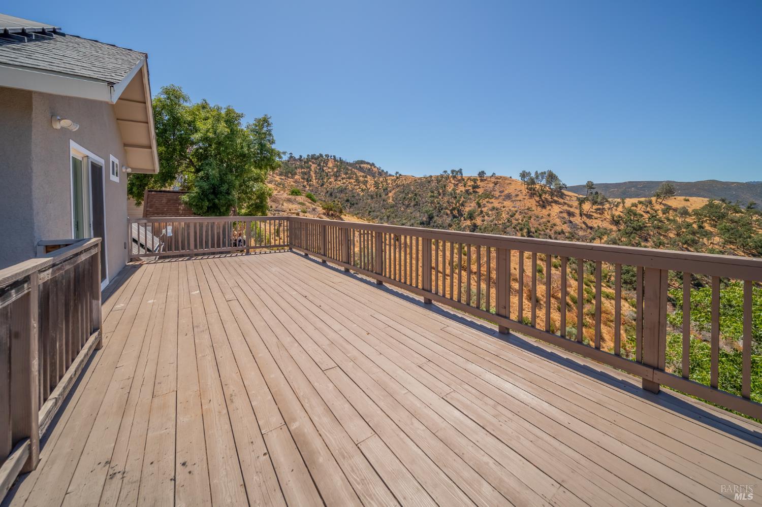 1135 Rimrock Dr