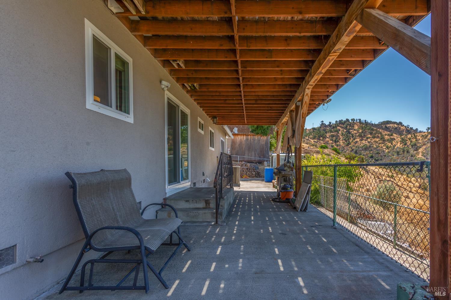 1135 Rimrock Dr