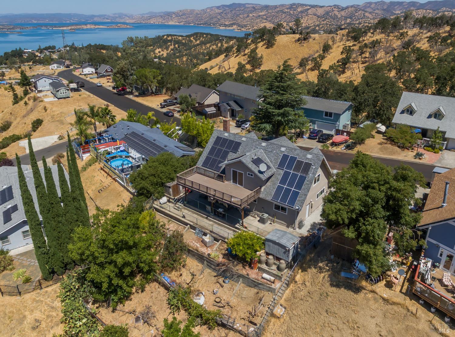 1135 Rimrock Dr