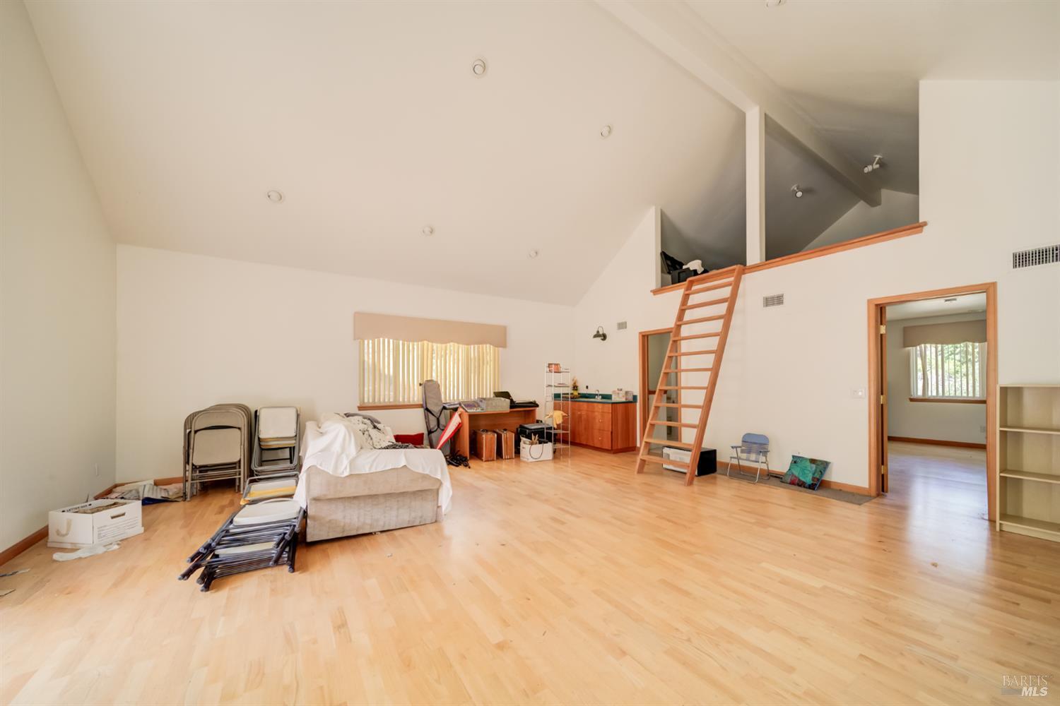 5950 State Highway 128