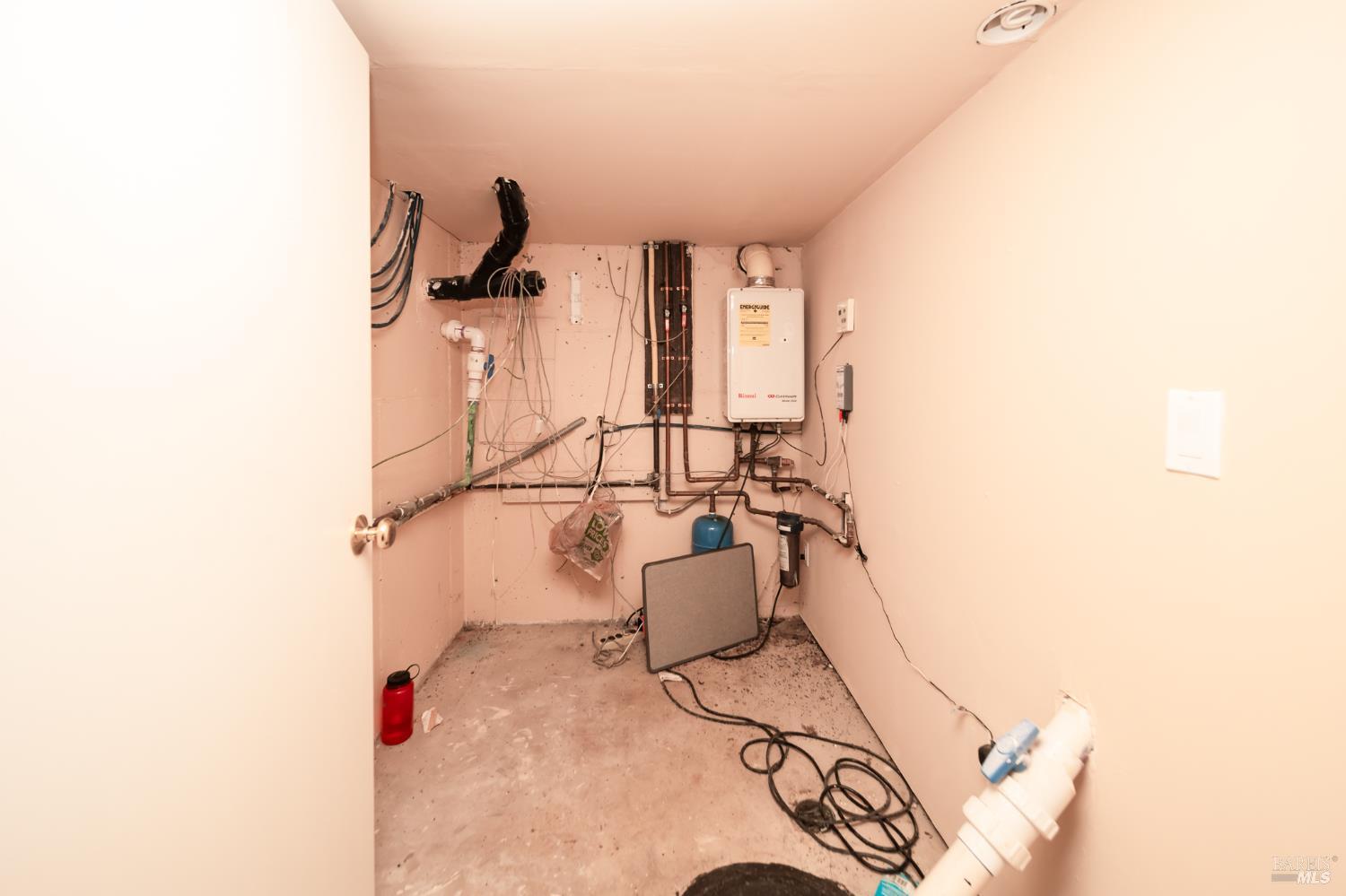 5950 State Highway 128