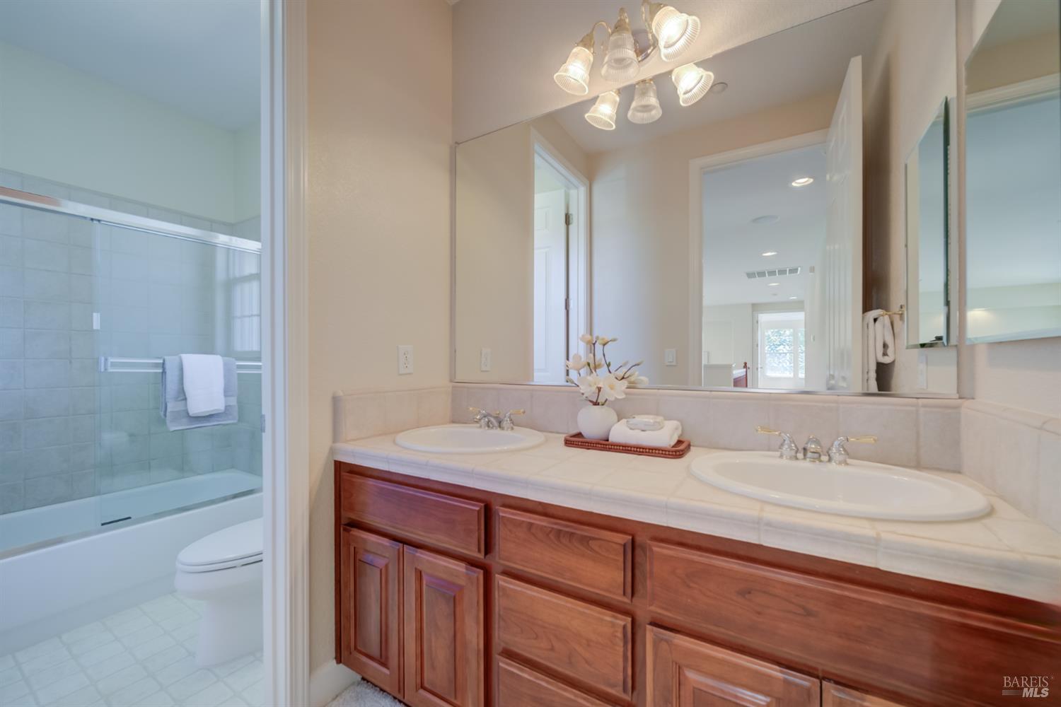 208 Verona Way