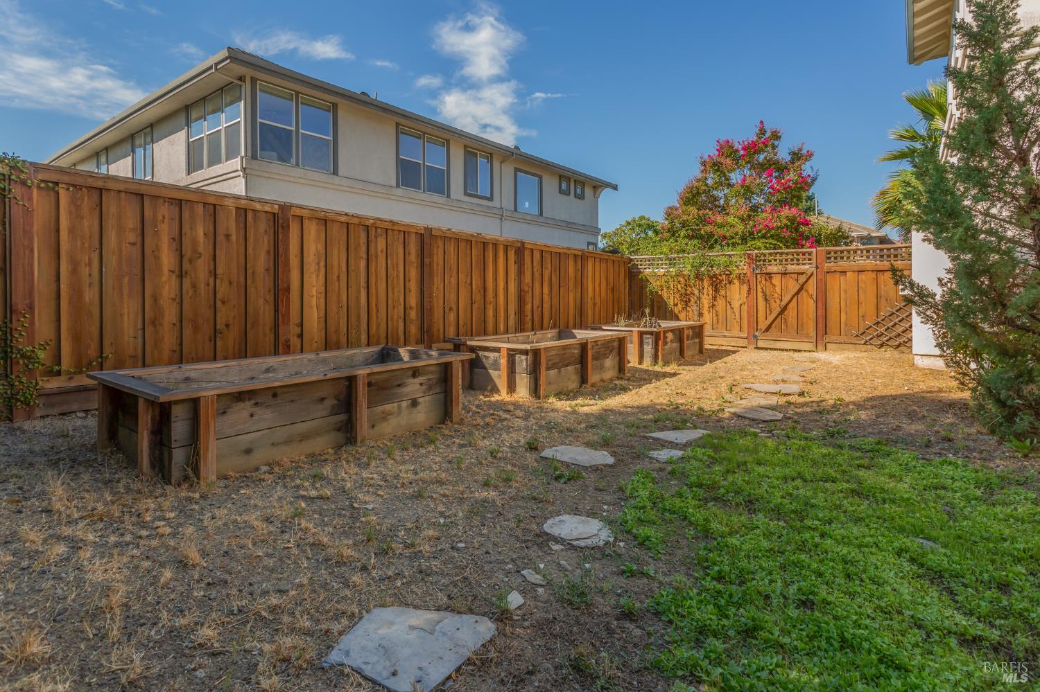 208 Verona Way