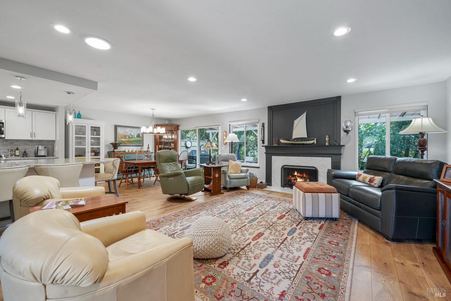 6493 Meadowridge Ct
