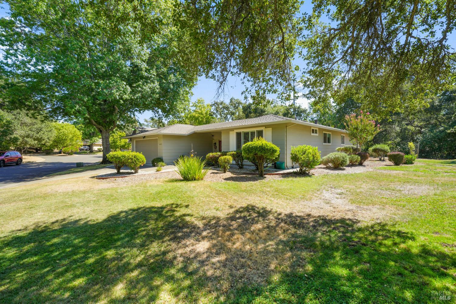 6493 Meadowridge Ct