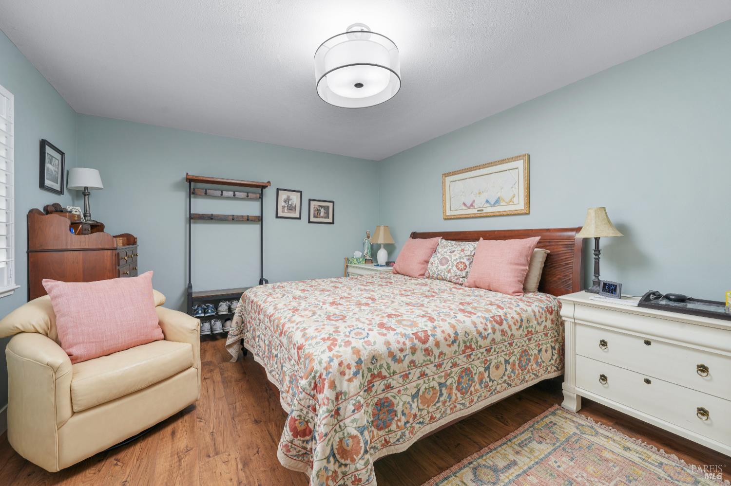 6493 Meadowridge Ct