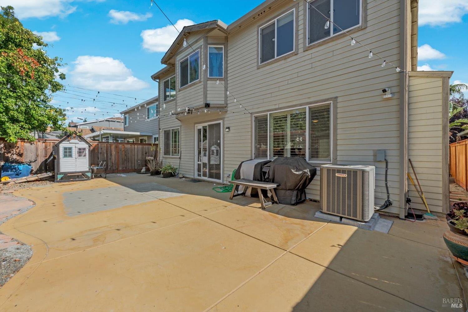 2541 Rowe Dr