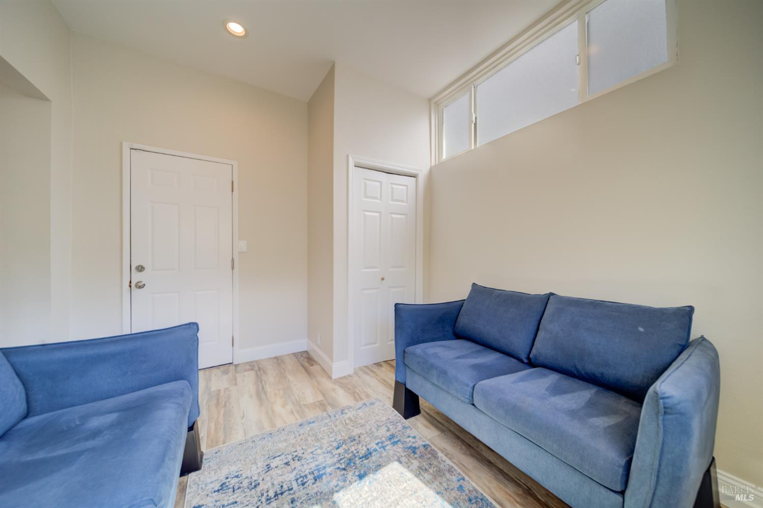 2328 Napa St
