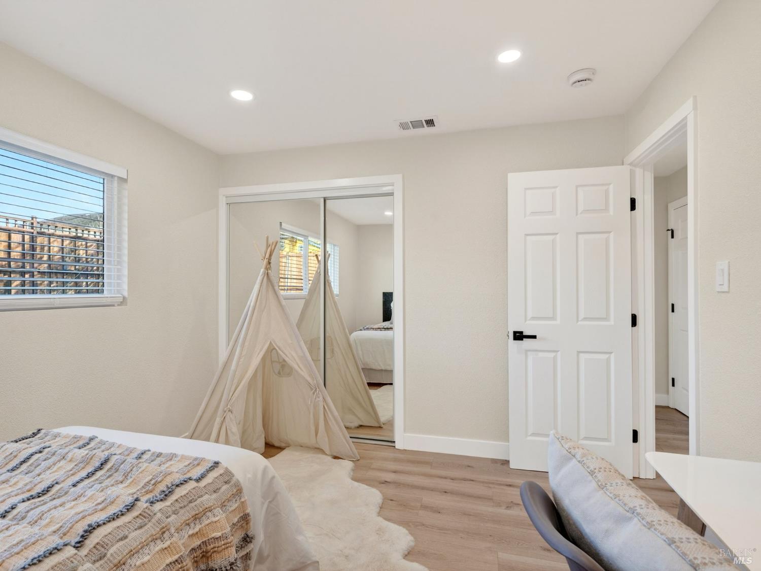 138 Dieninger Street