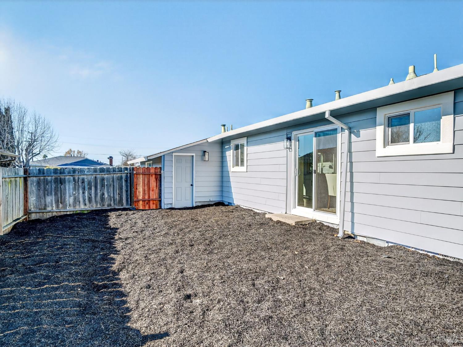 138 Dieninger Street