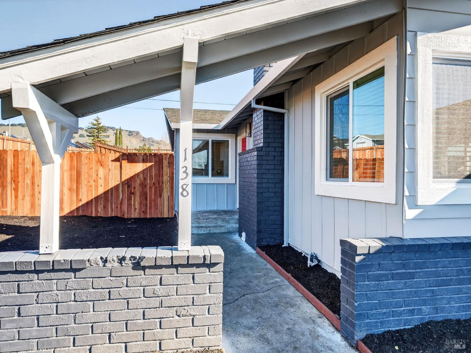 138 Dieninger Street