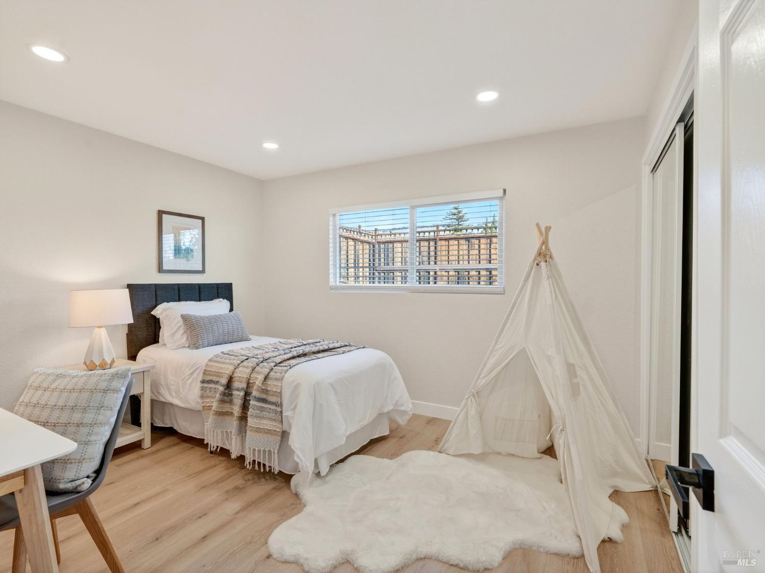 138 Dieninger Street