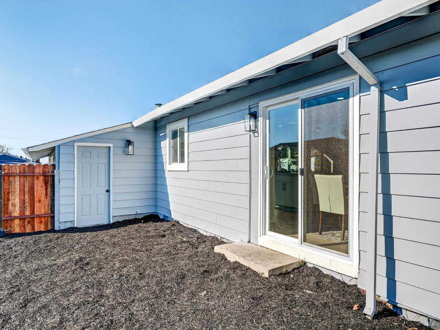 138 Dieninger Street