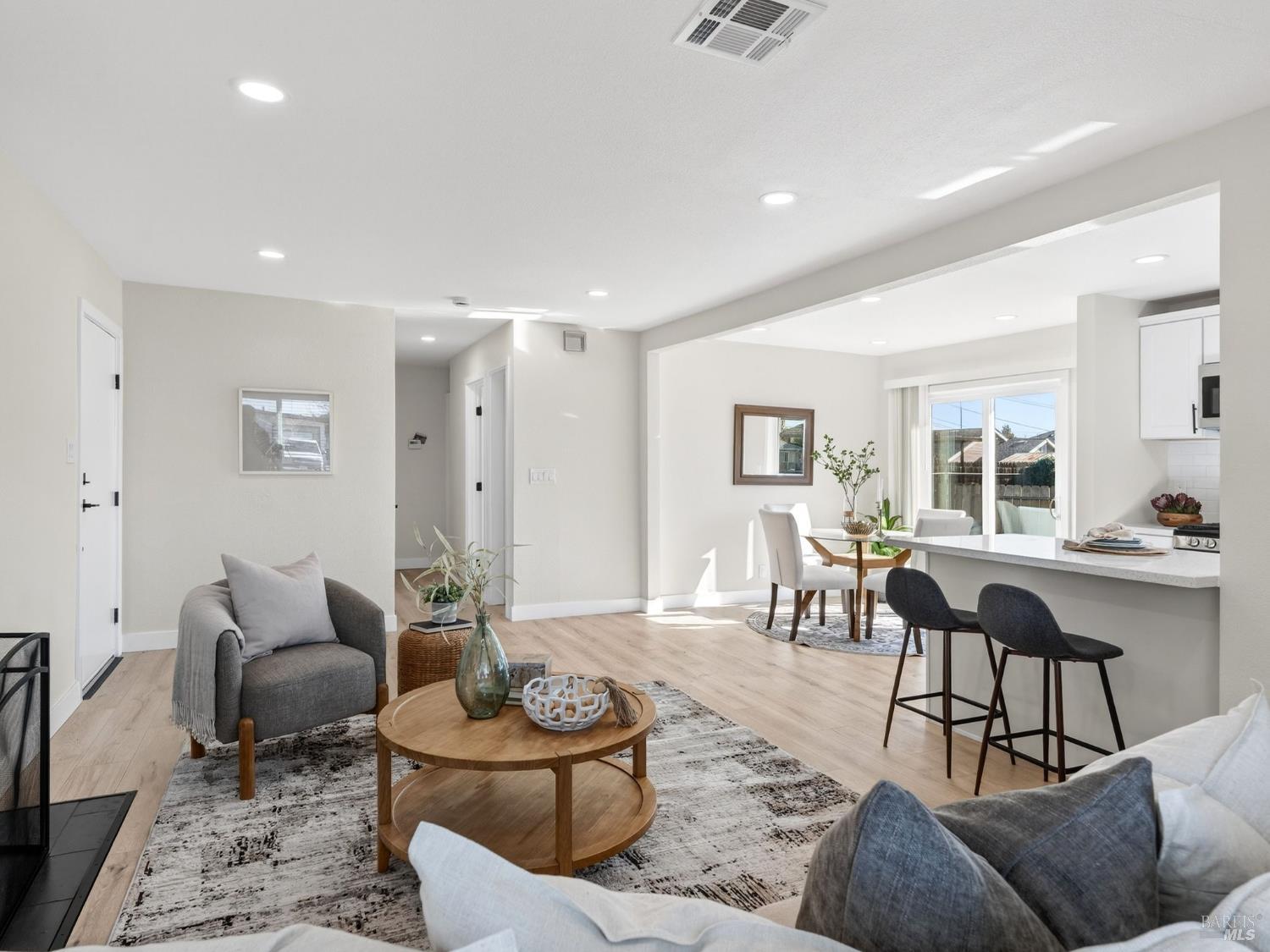 138 Dieninger Street