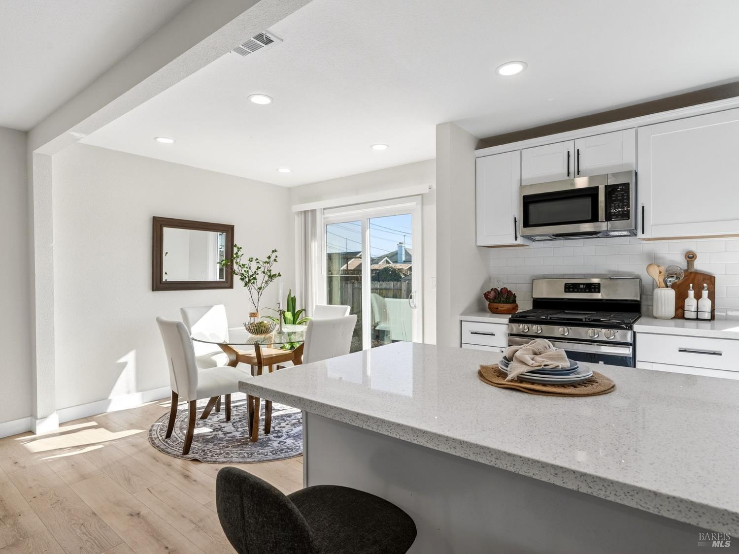 138 Dieninger Street