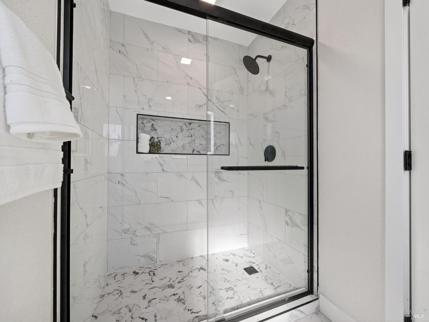 138 Dieninger Street