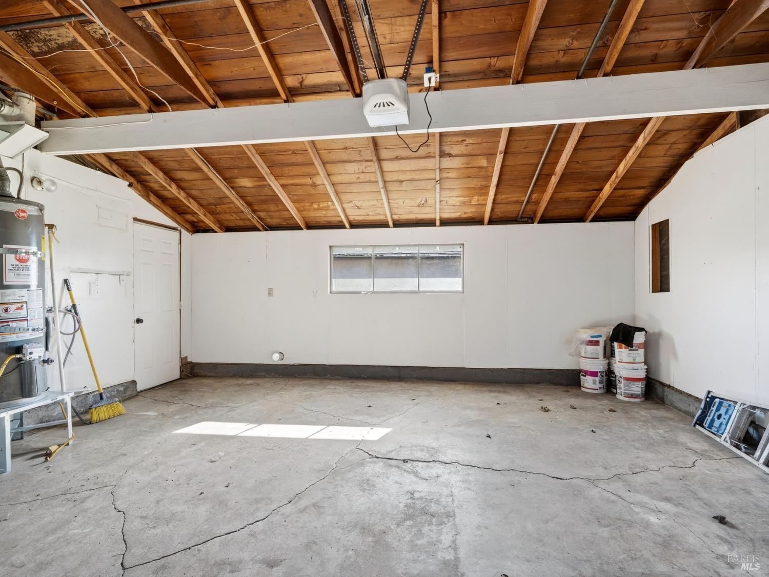 138 Dieninger Street