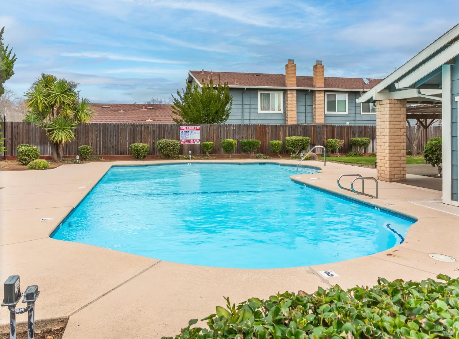 2827 Sunburst Drive