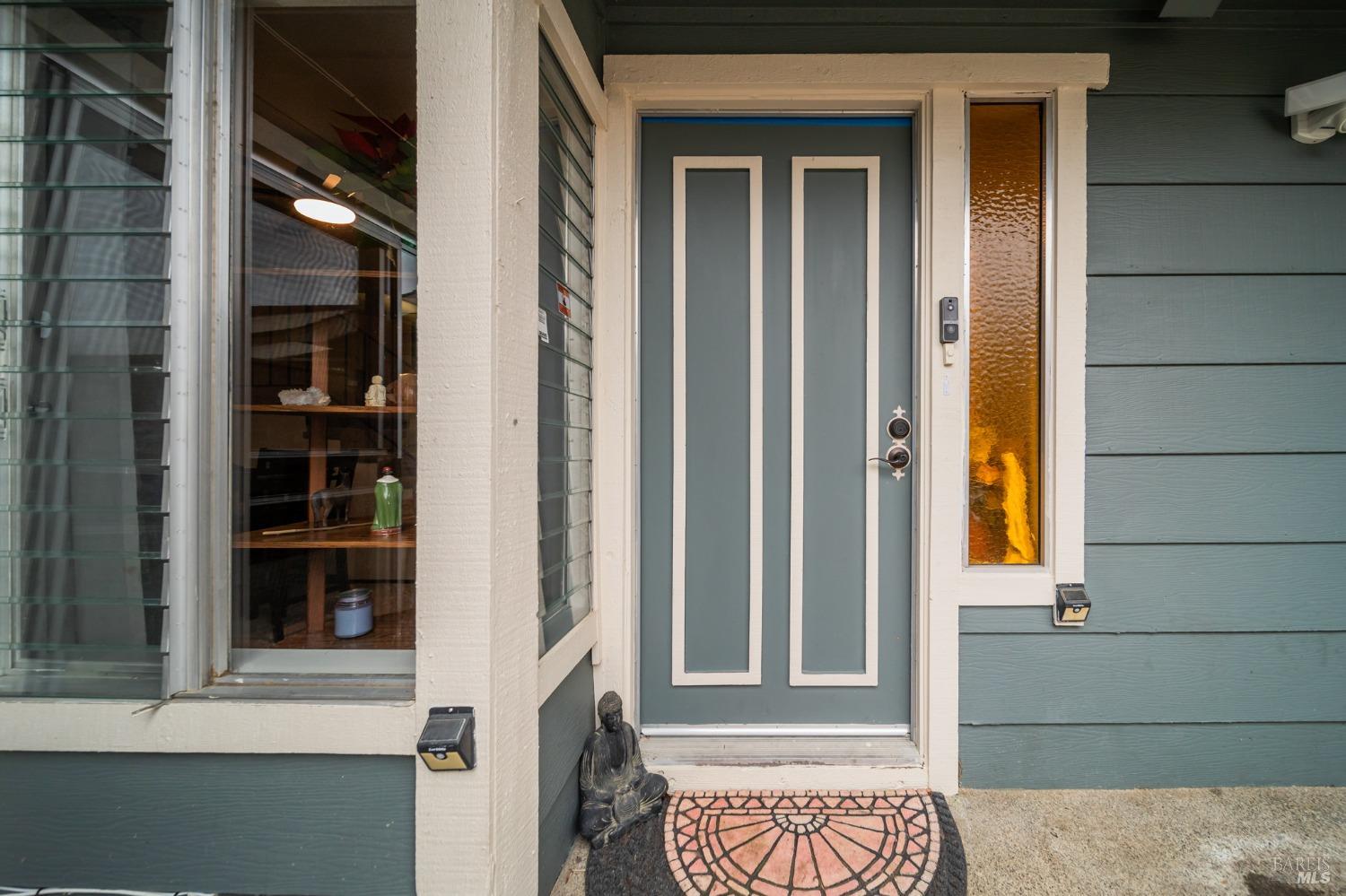 2827 Sunburst Drive