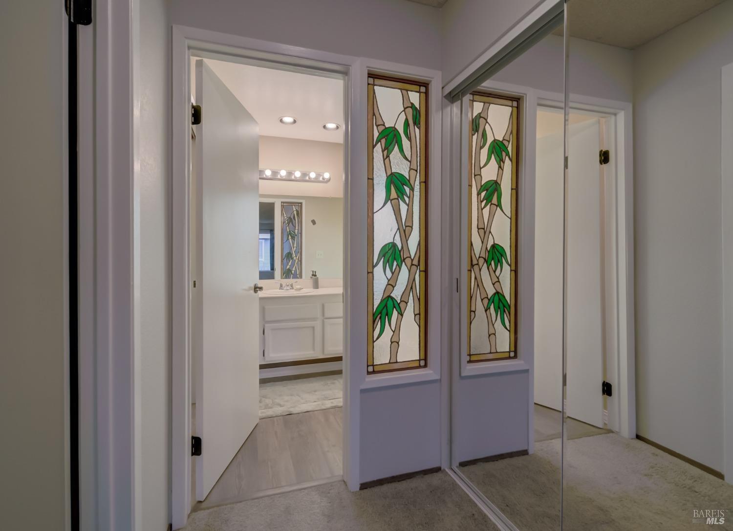 2827 Sunburst Drive