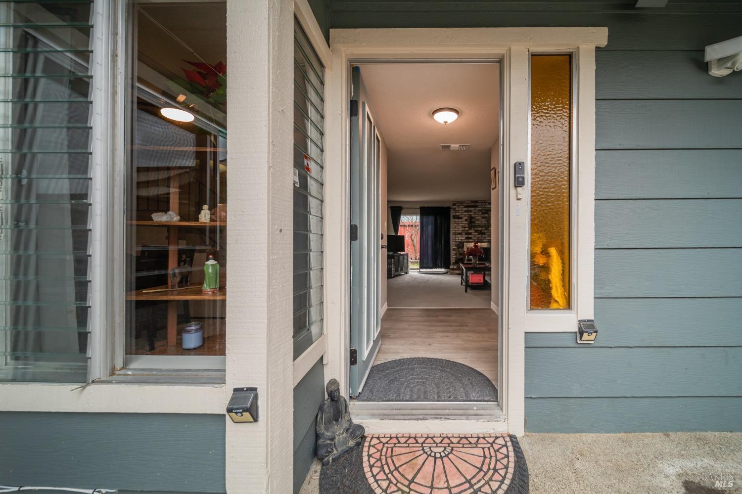 2827 Sunburst Drive