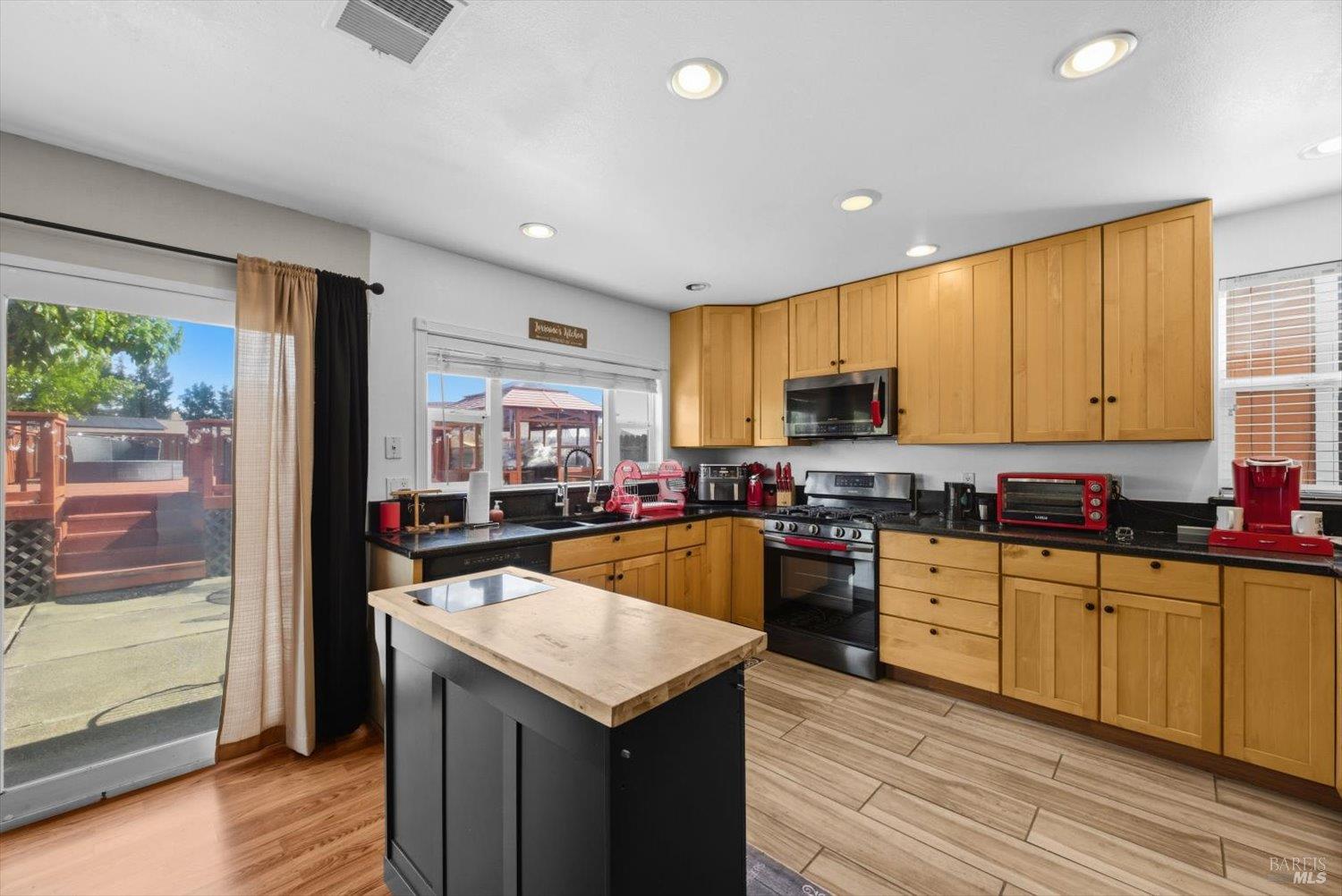 443 Hartwick Lane