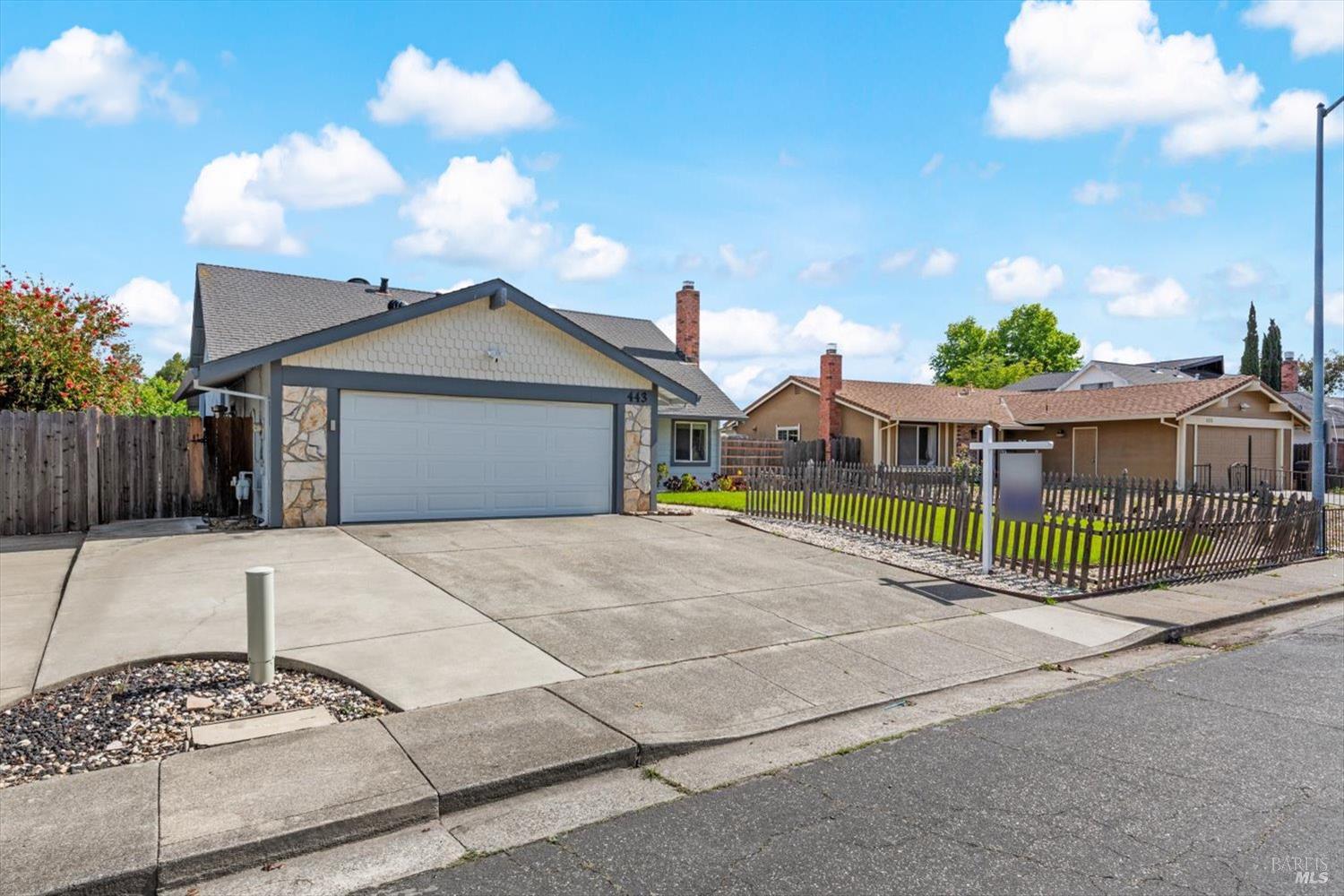 443 Hartwick Lane