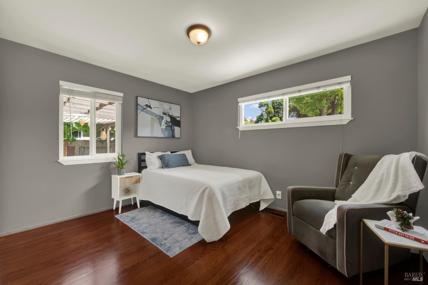 2830 Linda Vista Avenue