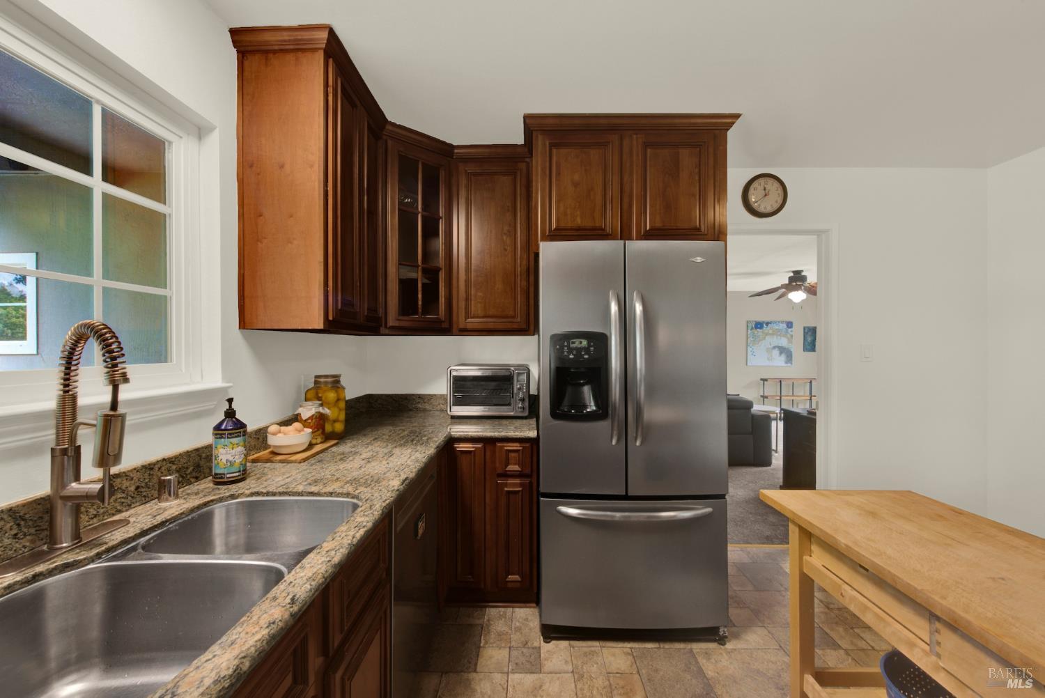 2830 Linda Vista Avenue