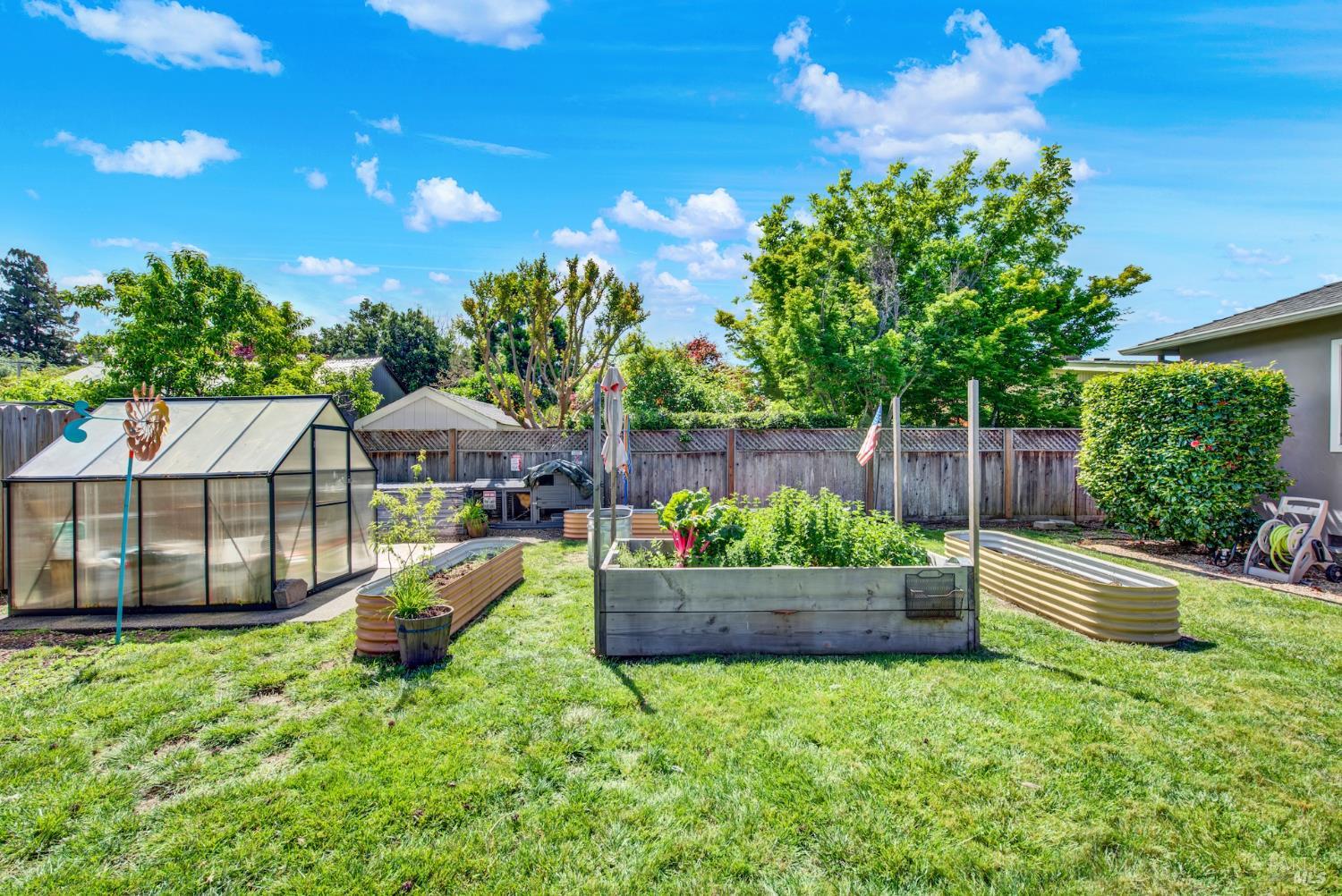 2830 Linda Vista Avenue