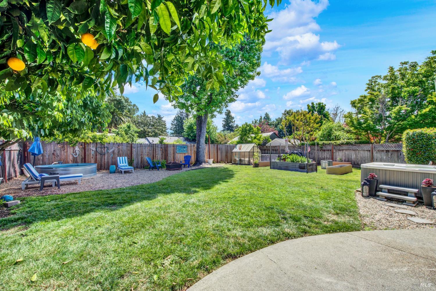 2830 Linda Vista Avenue