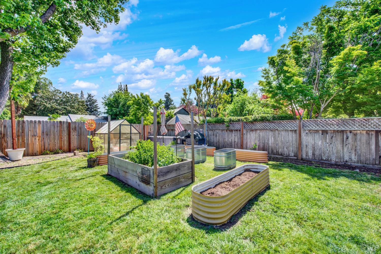 2830 Linda Vista Avenue