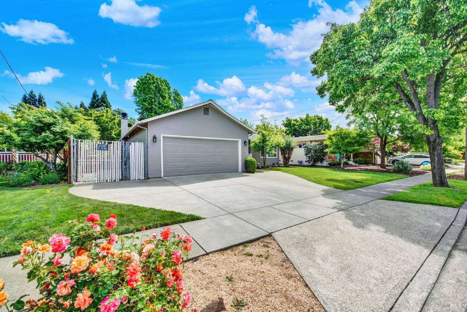 2830 Linda Vista Avenue