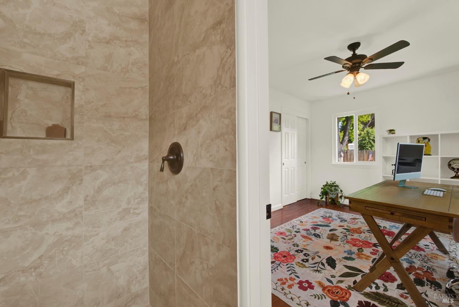 2830 Linda Vista Avenue