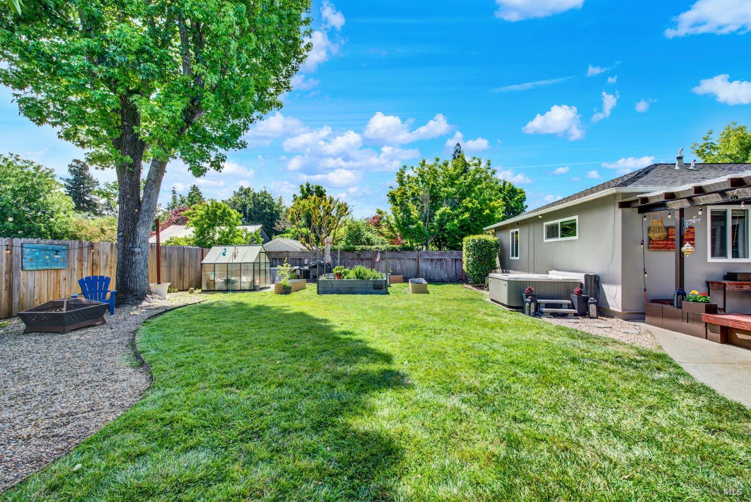 2830 Linda Vista Avenue