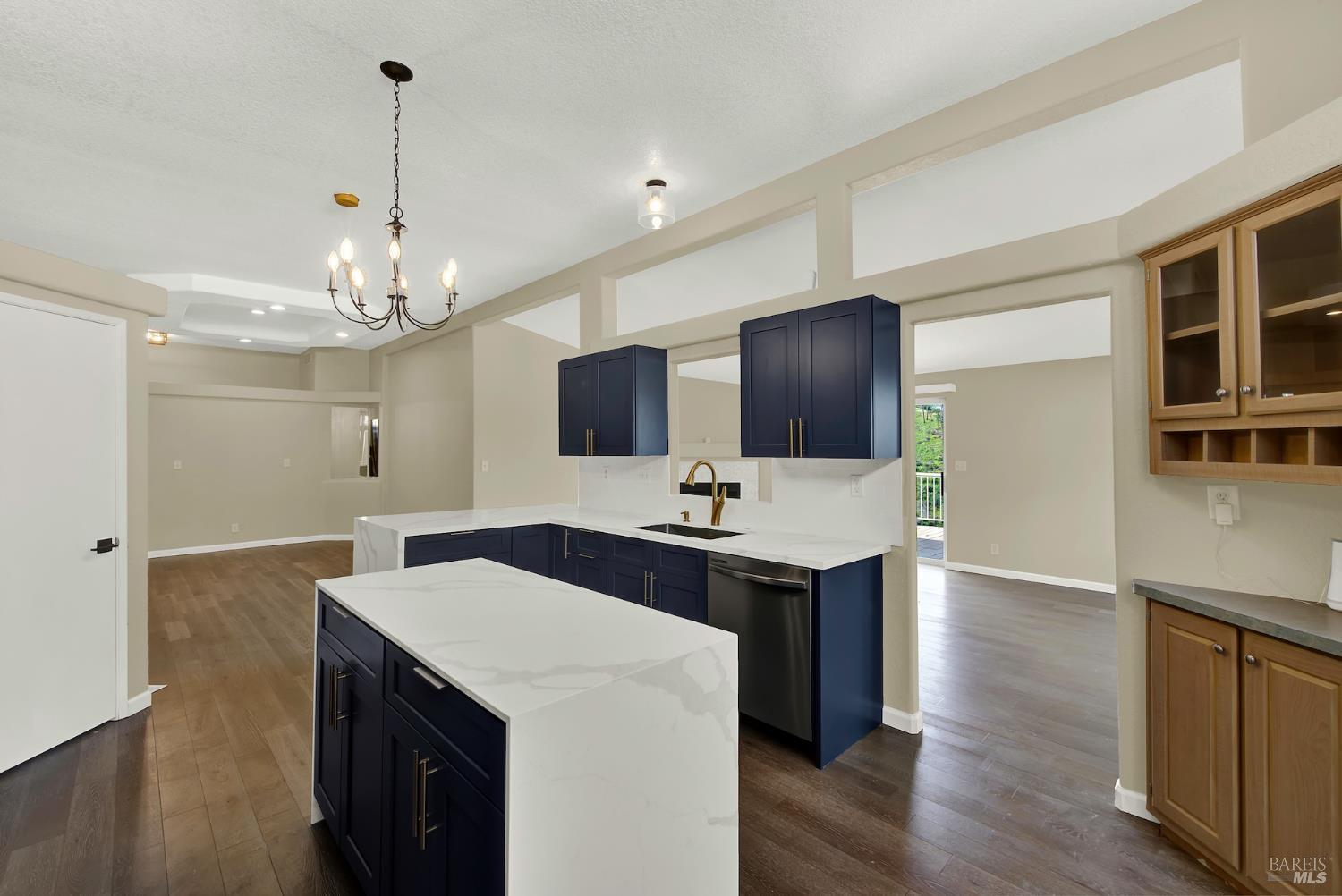 1145 Rimrock Drive