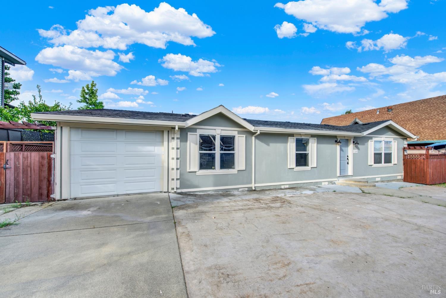 1145 Rimrock Drive
