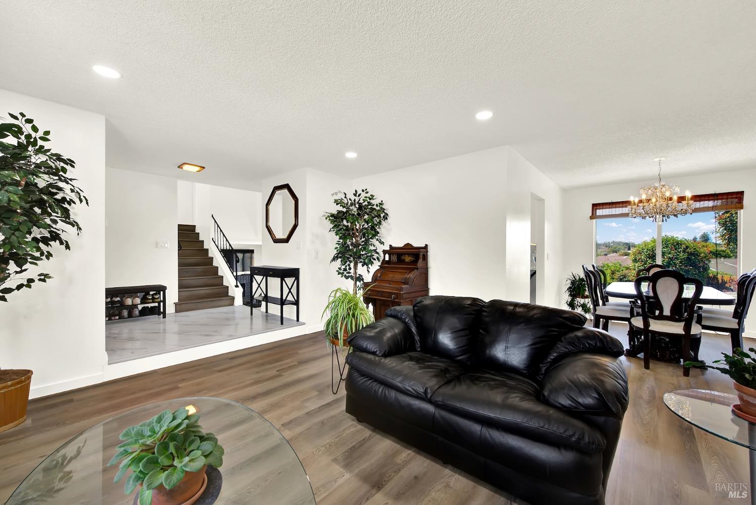 1305 Corcoran Avenue