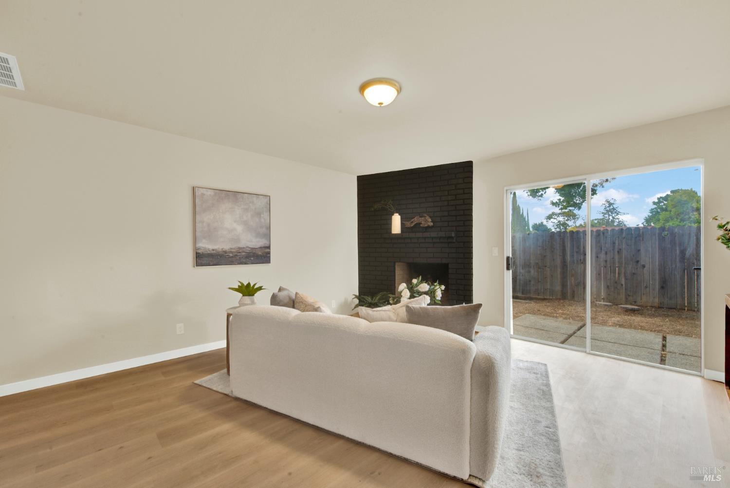 2819 Sundown Circle