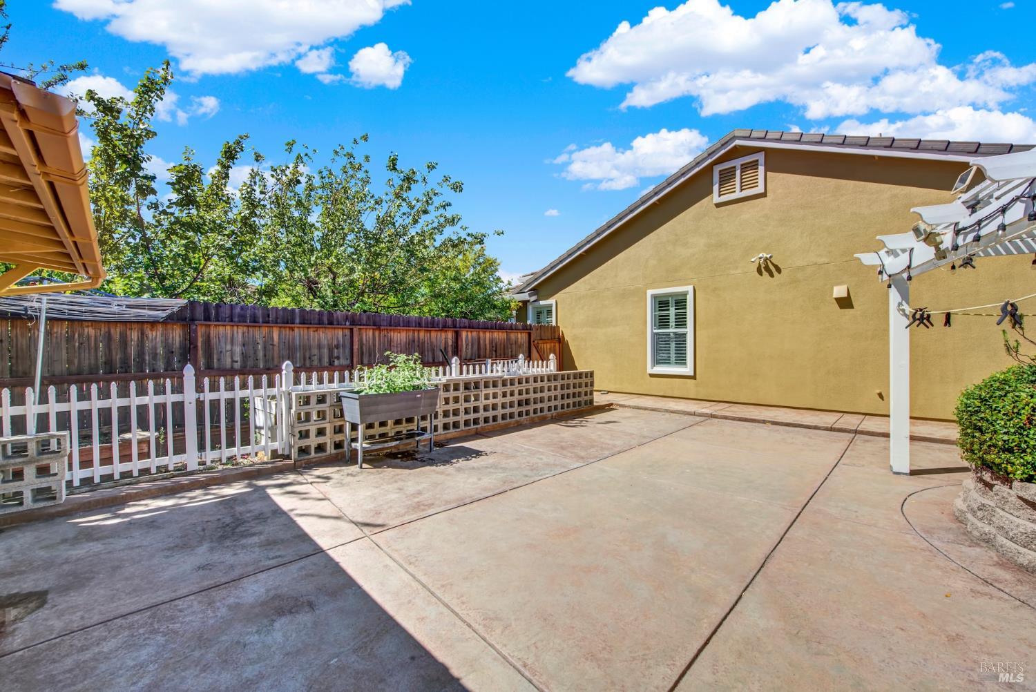 3795 Stafford Springs Way