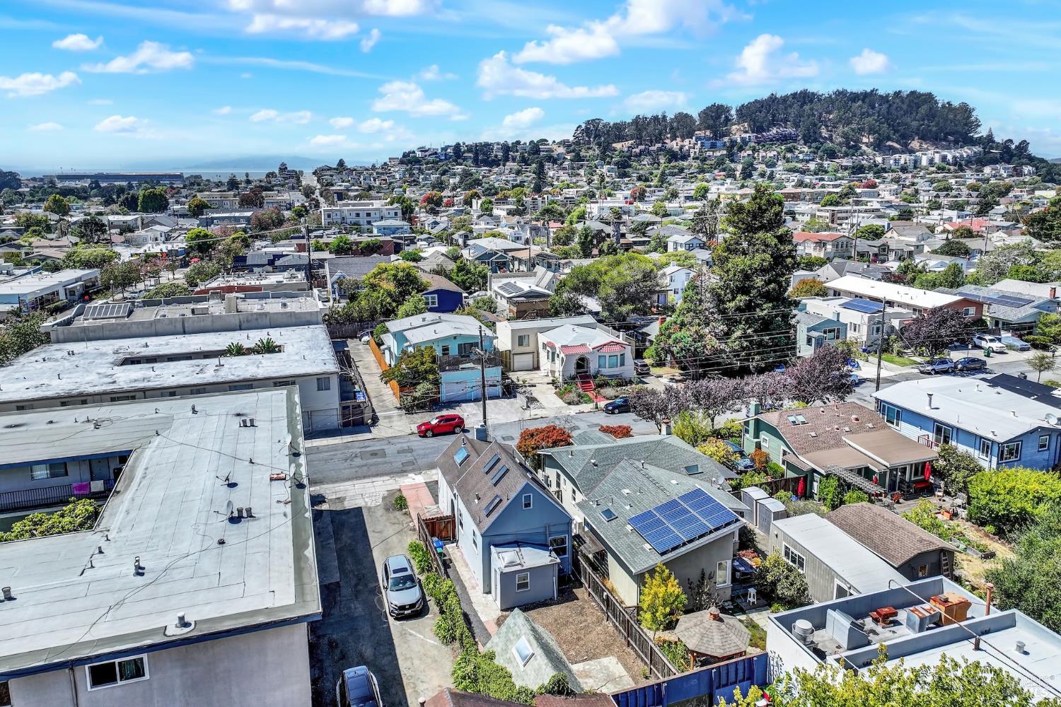 847 Evelyn Avenue