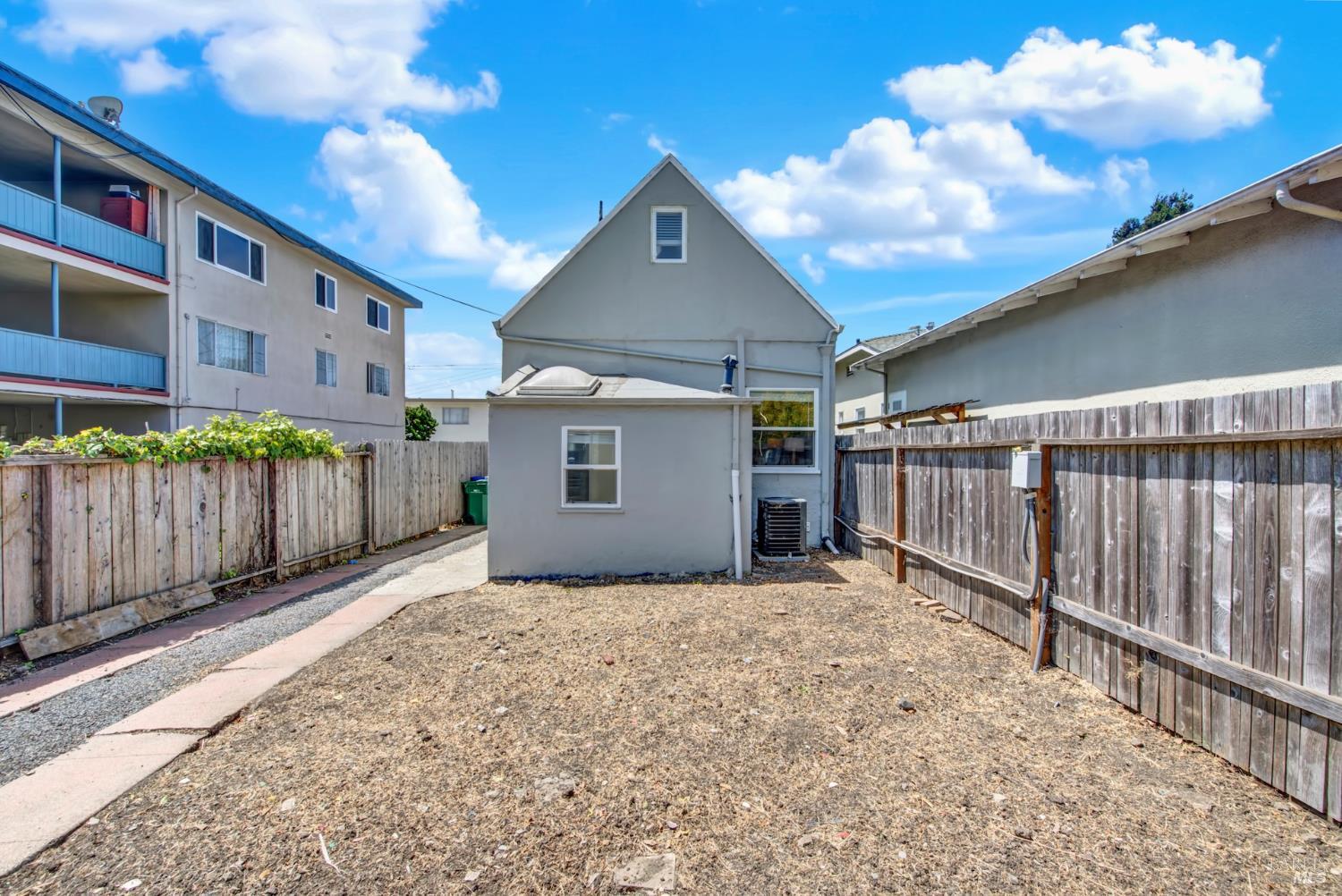 847 Evelyn Avenue