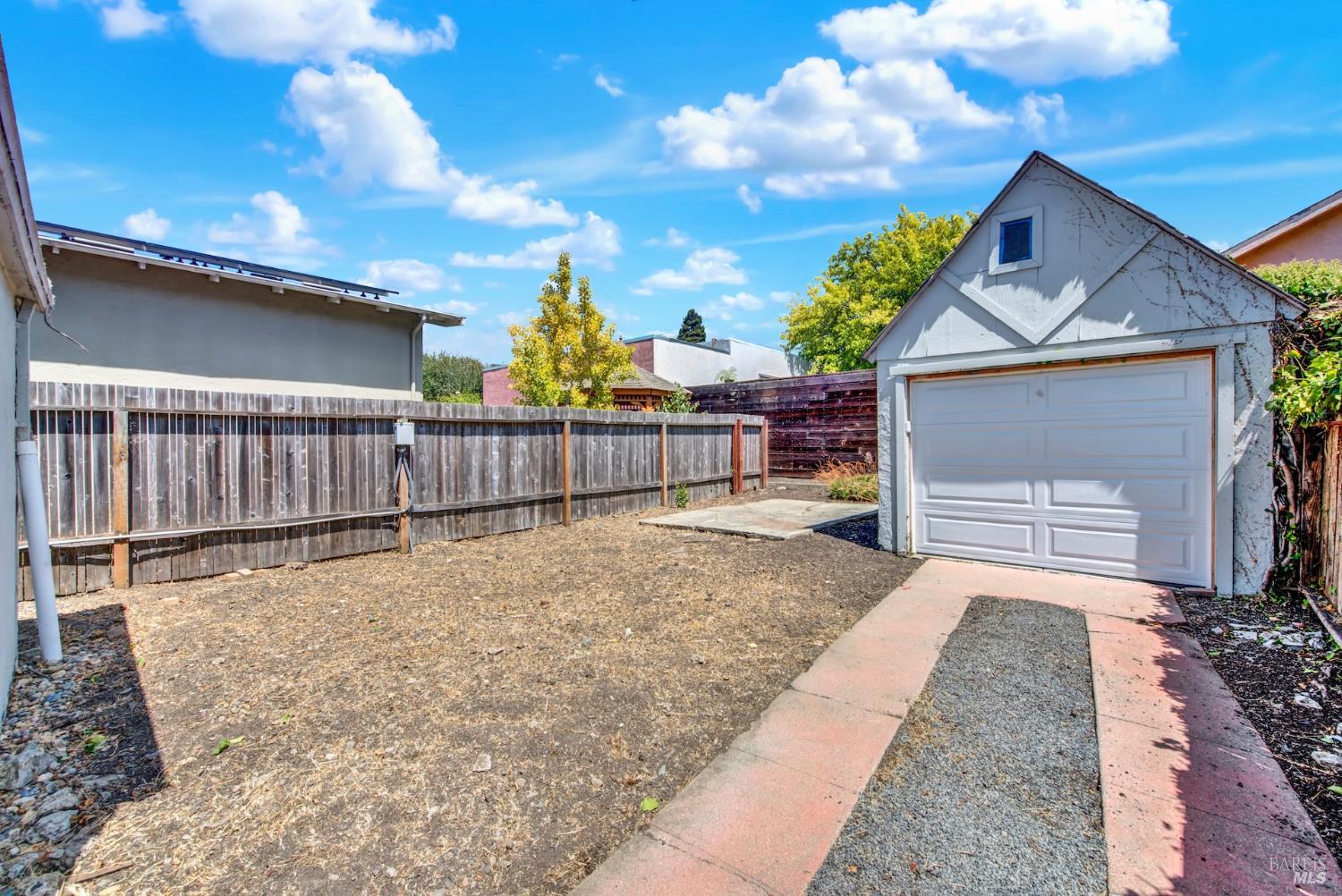 847 Evelyn Avenue