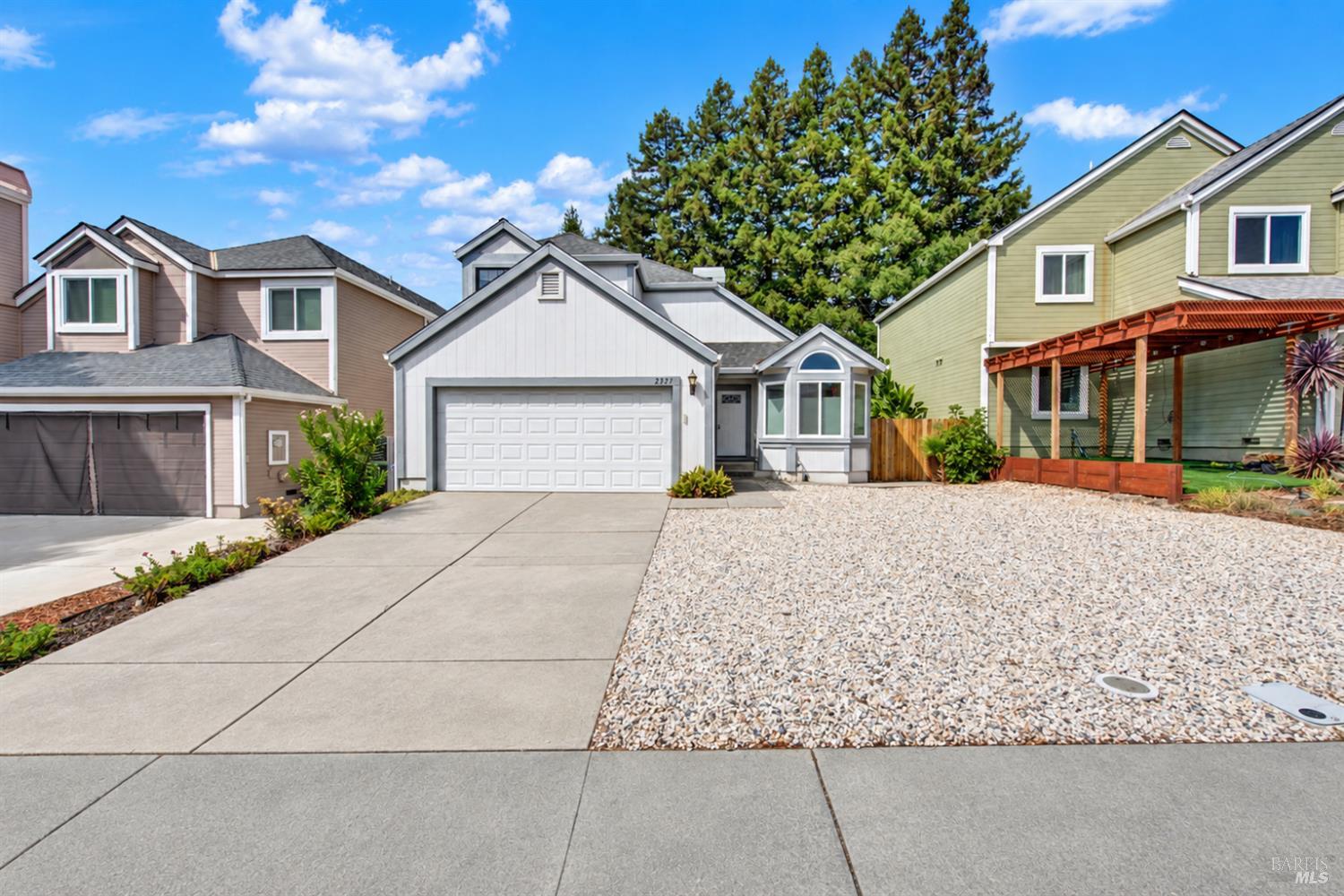 2321 China Lane