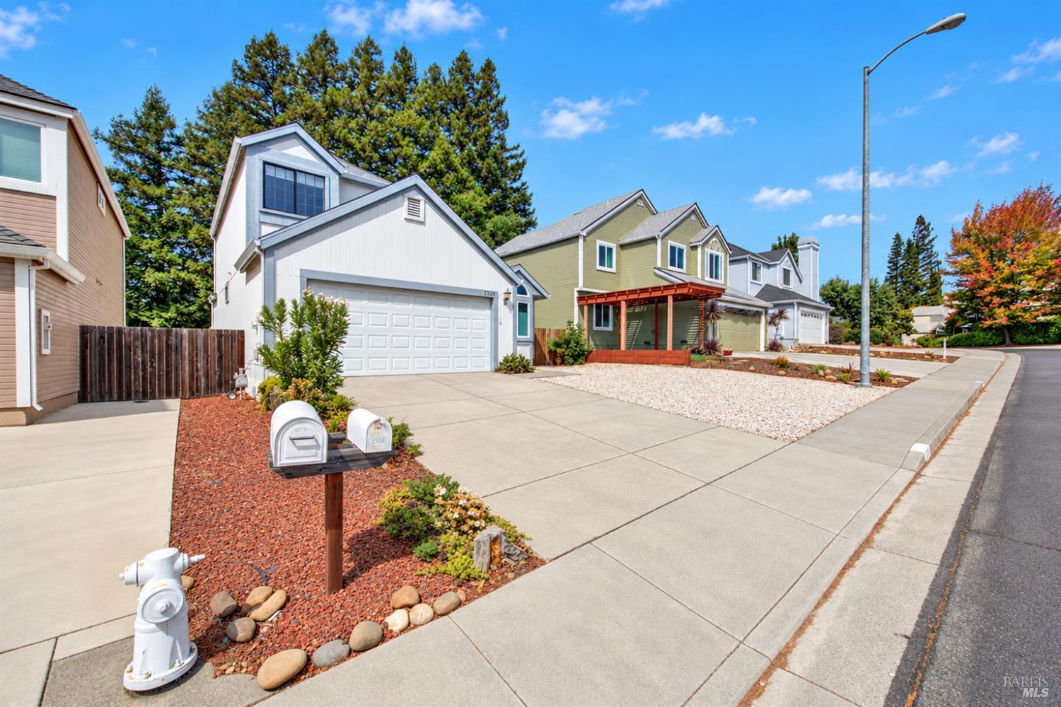 2321 China Lane