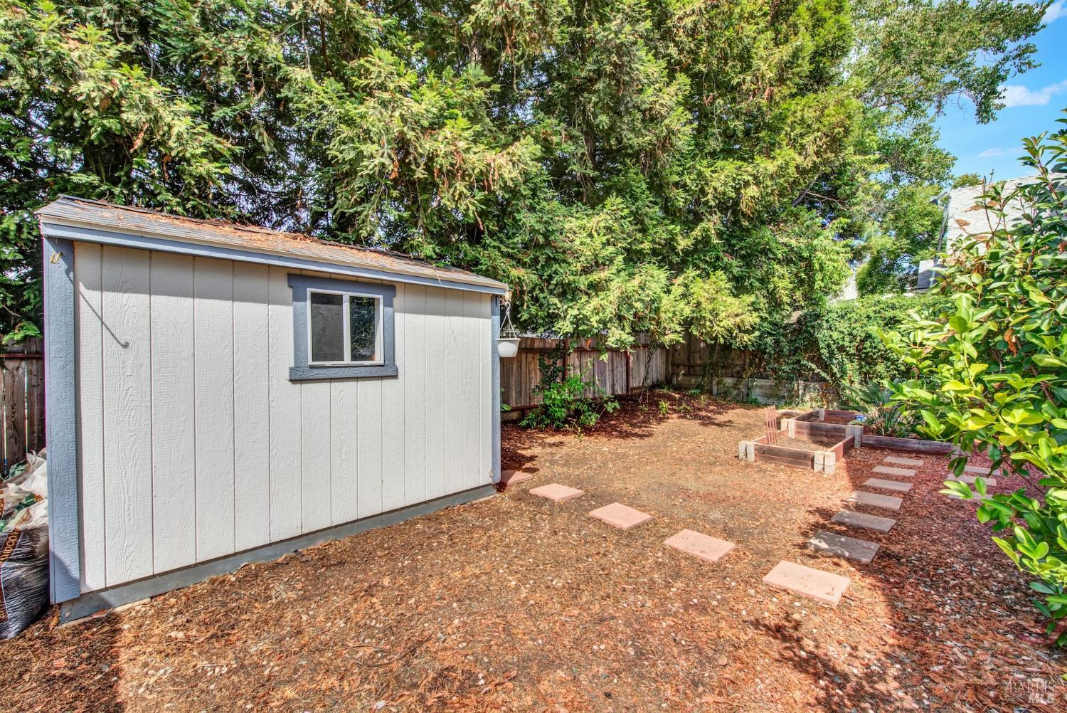 2321 China Lane