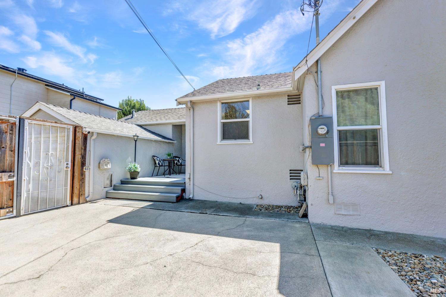 2328 Napa Street