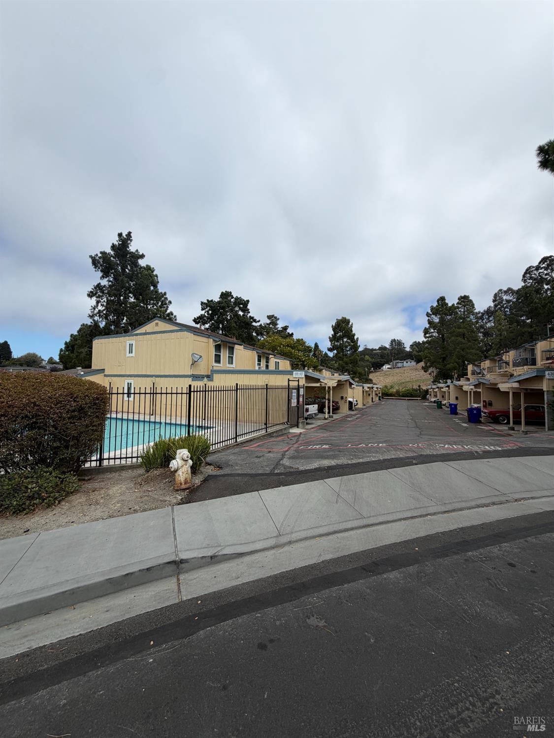 409 Joan Vista Street